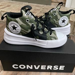 Converse All Star Sneakers - Camo. Boys size 12